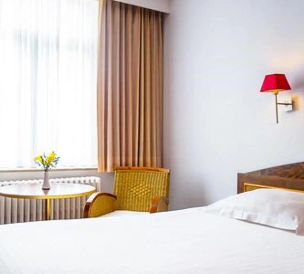 Hotel Van Belle Sint-Jans-Molenbeek 3*, Bruksela